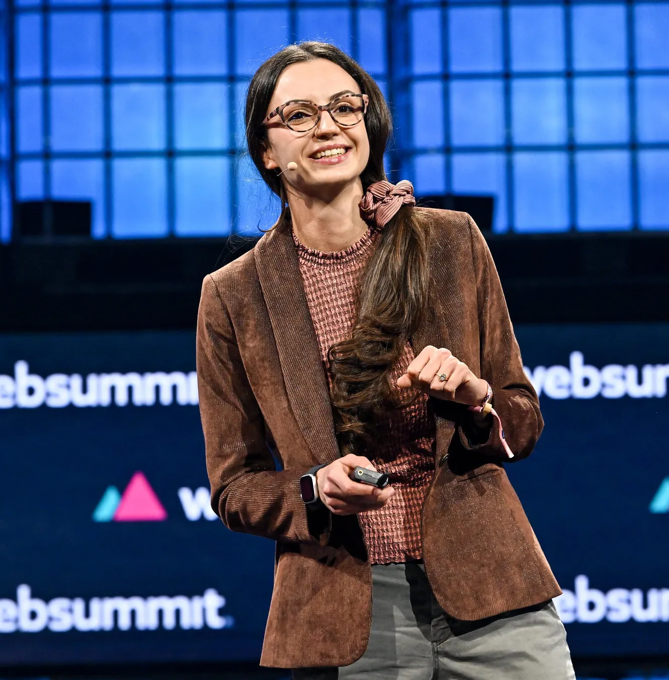 Daye CEO - Valentina